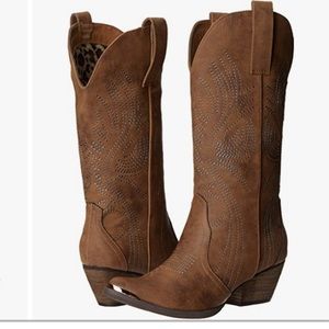 Brown mid calf western boot